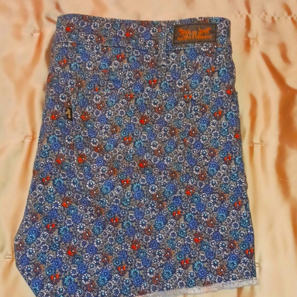 Levi shorts